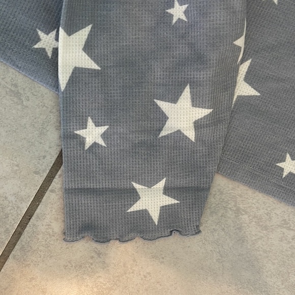 Heather Gray n White Stars Thermal Top - Picture 5 of 5